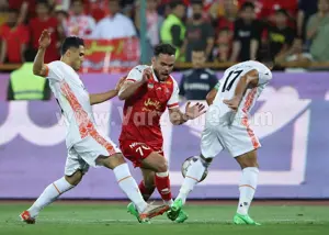 اورونوف چشمانتظار پدر فوتبالیاش در ایران!