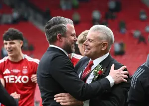 مدیر ورزشی باشگاه اسکاتلندی پنگوئن دزدیده!