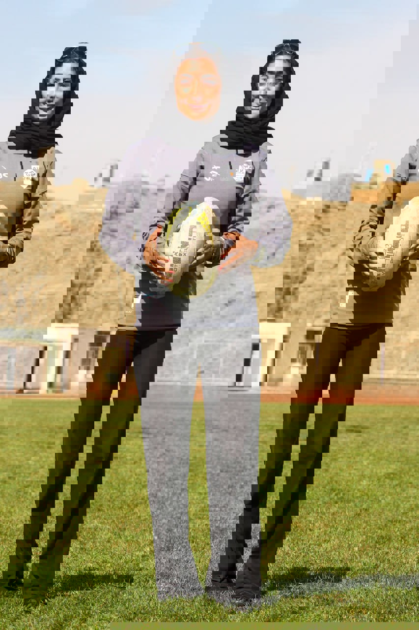2253102