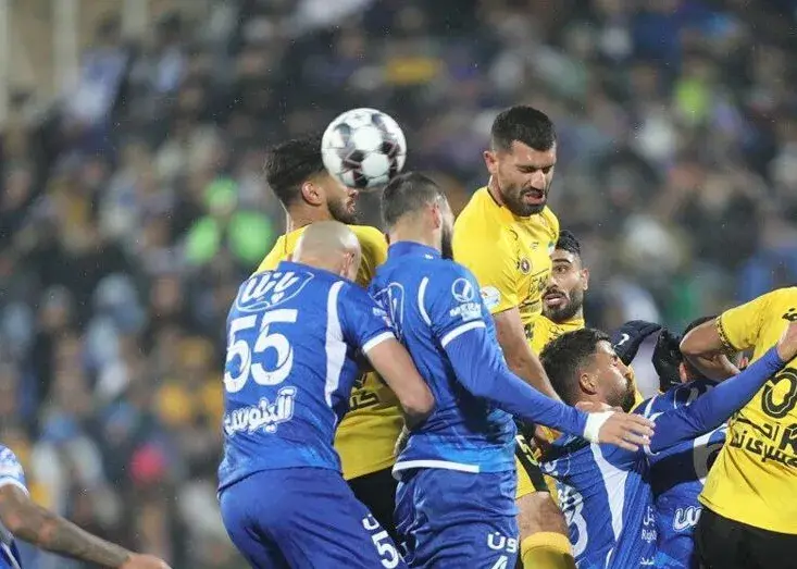 سپاهان- استقلال، فعلا منتظر برگزاریاش نباشید!