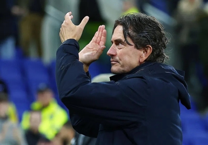 زشت‌ترین برخورد سال با یک مربی (عکس)