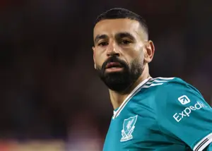 صلاح و یک گام تا فتح تاج و تخت جدید در انگلیس