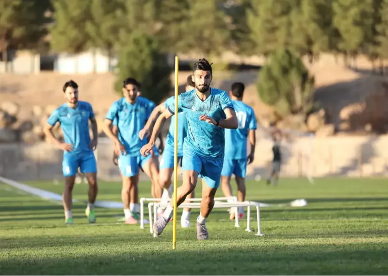 مدافع تراکتور آماده میزبانی از تیم سابق! (عکس)