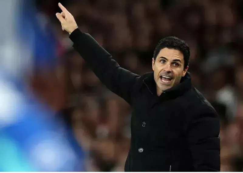 با ستاره‌های جوان به یک چهارم رسیدیم