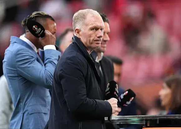 فداکاری اسطوره یونایتد در نقش پدر/ راز غیبت اسکولز: به خاطر اوتیسم پسرم رفتم!