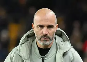 سه گل و کارت قرمز احمقانه بازی را خراب کرد!