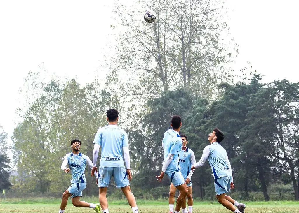 ملوان با پنج غایب سرشناس مقابل ذوب‌آهن