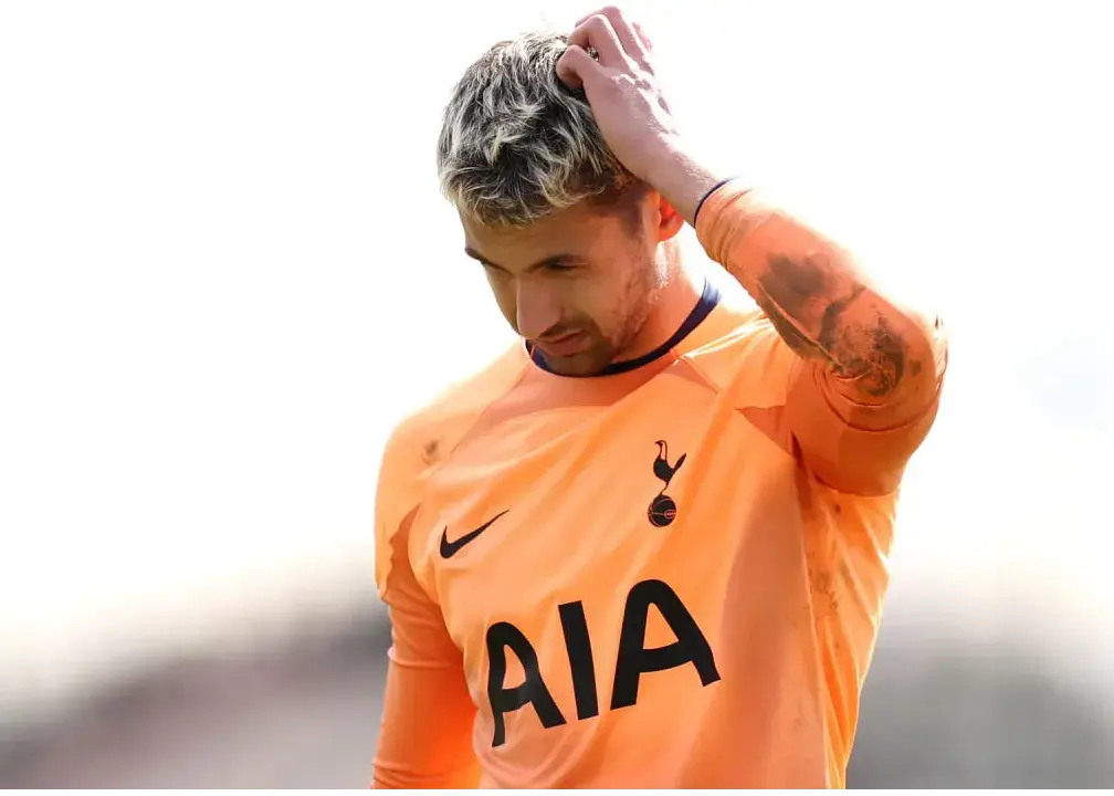 با ترک فوتبال: دروازه‌بان سابق تاتنهام فیلم‌ساز شد!