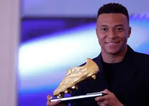 روز تاریخی کیلیان: امباپه کفش طلا پوشید