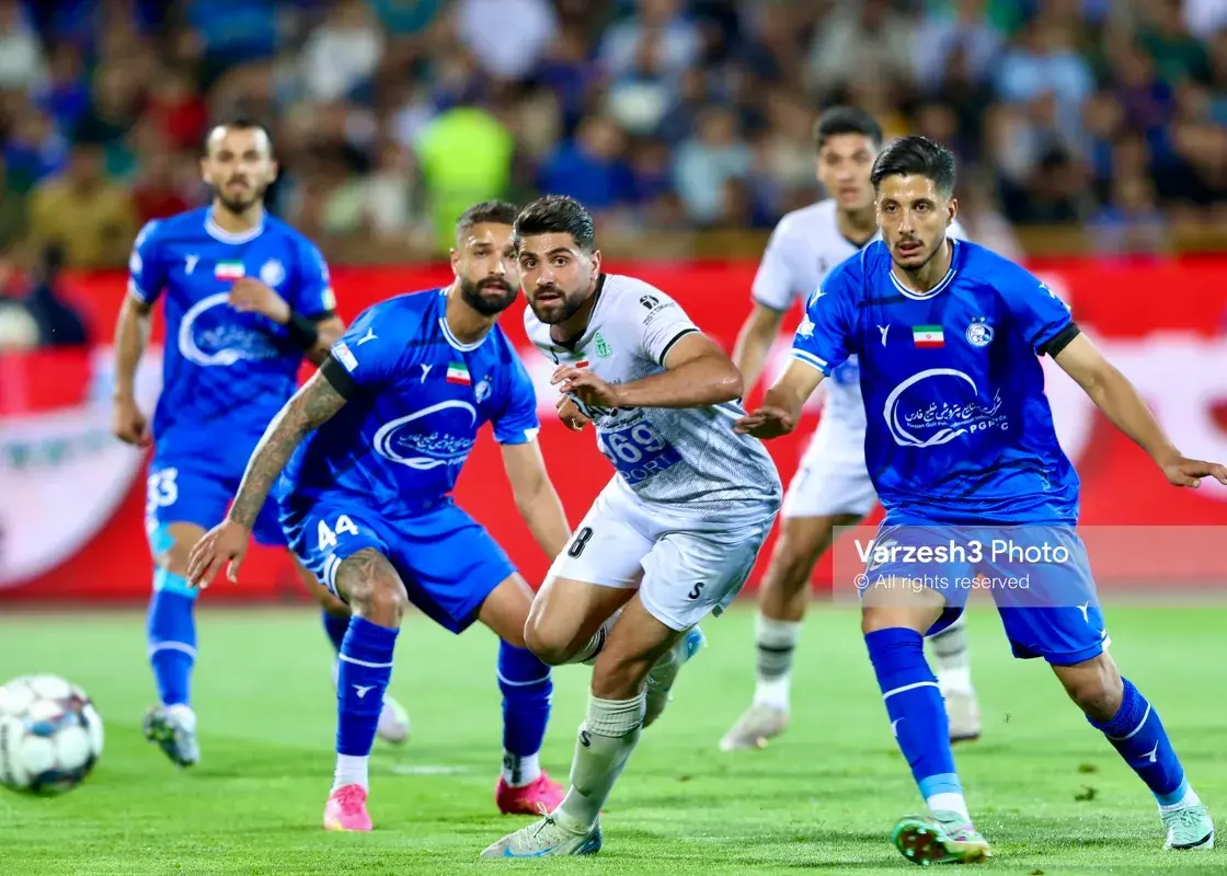 گزارش زنده: استقلال 0 – آلومینیوم 0