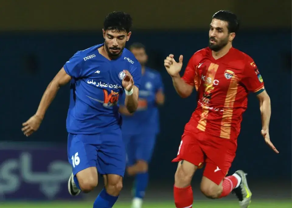 استقلال خوزستان برنده نیمه اول دربی