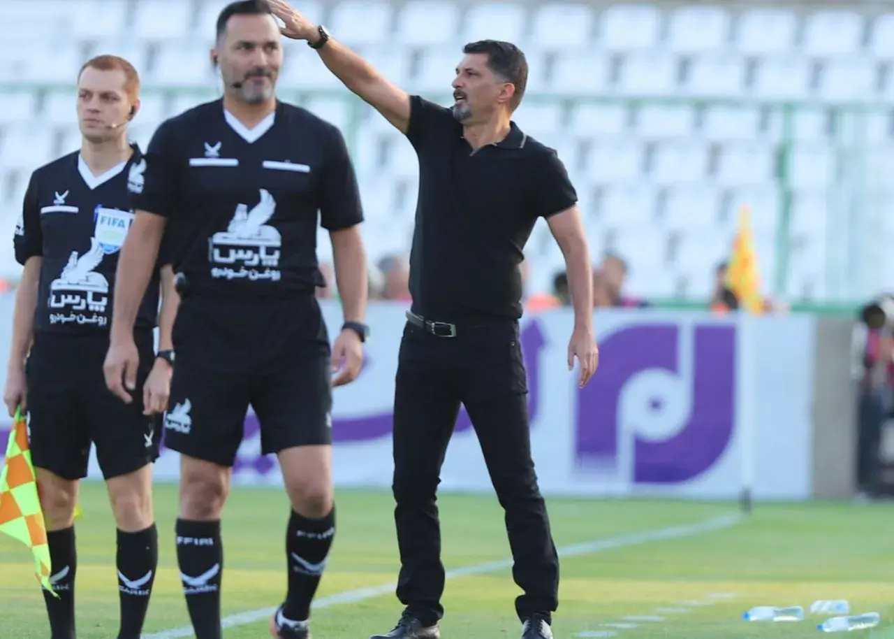 حسینی: به استقلال پنالتی هدیه دادیم و باختیم