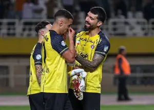 آلوز و حاجی عیدی یک ماه دور از تمرینات