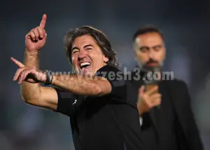 عادت تکراری ساپینتو: قاب یادگاری با گلزنان