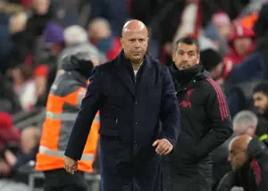 اشلوت گفت بهانه نمی‌آورم اما 6 بهانه آورد!