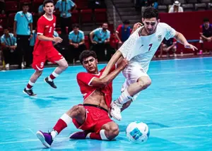 جنجال ایران - افغانستان با این لگد آغاز شد