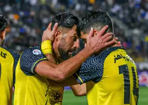 پاس گل آریا یوسفی را کسی ندید!