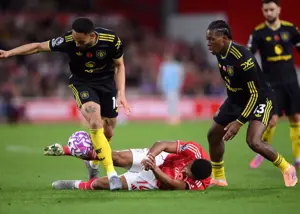 فارست 2-2 یونایتد: شان دایش ترمز شیاطین را کشید