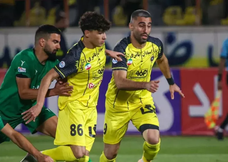 پرش دو متری و باورنکردنی شفیع‌دوست (عکس)