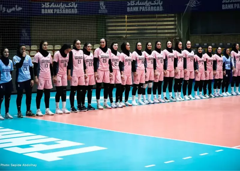 استارت زنان والیبال ایران مقابل مدعی اول قهرمانی