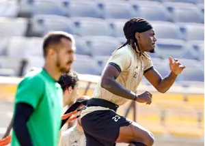 تبعید به سکو و نیمکت، بیفوما باید به خودش بیاید!