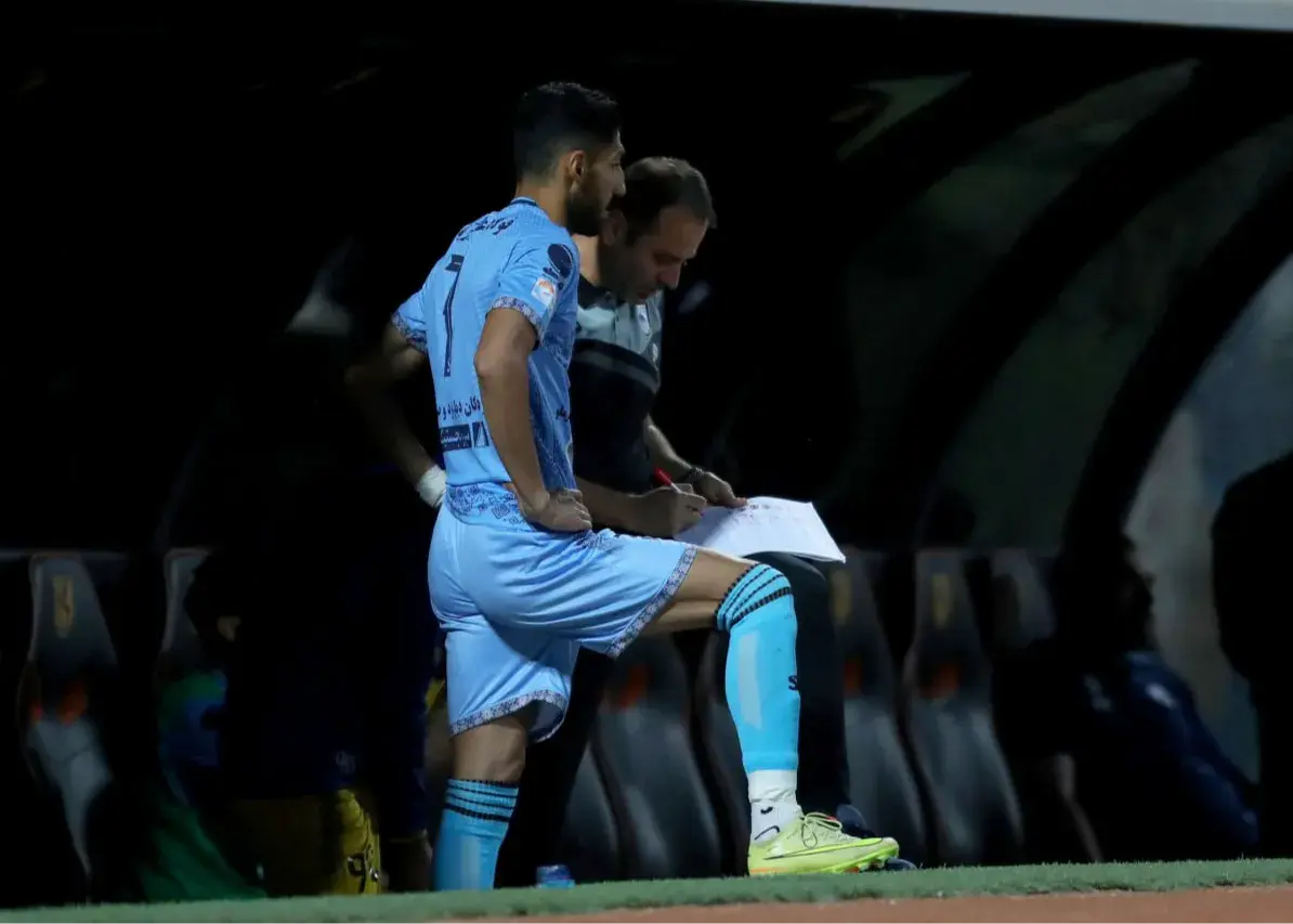 لحظه‌ای که تعویض اخباری ورق بازی را برگرداند