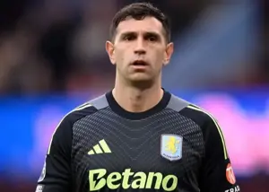 دیبو عذرخواهی نکرد: من هرگز نمی‌بازم!