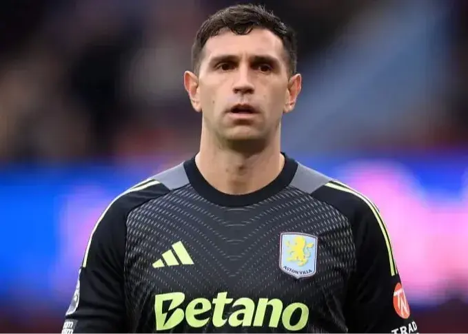 دیبو عذرخواهی نکرد: من هرگز نمی‌بازم!