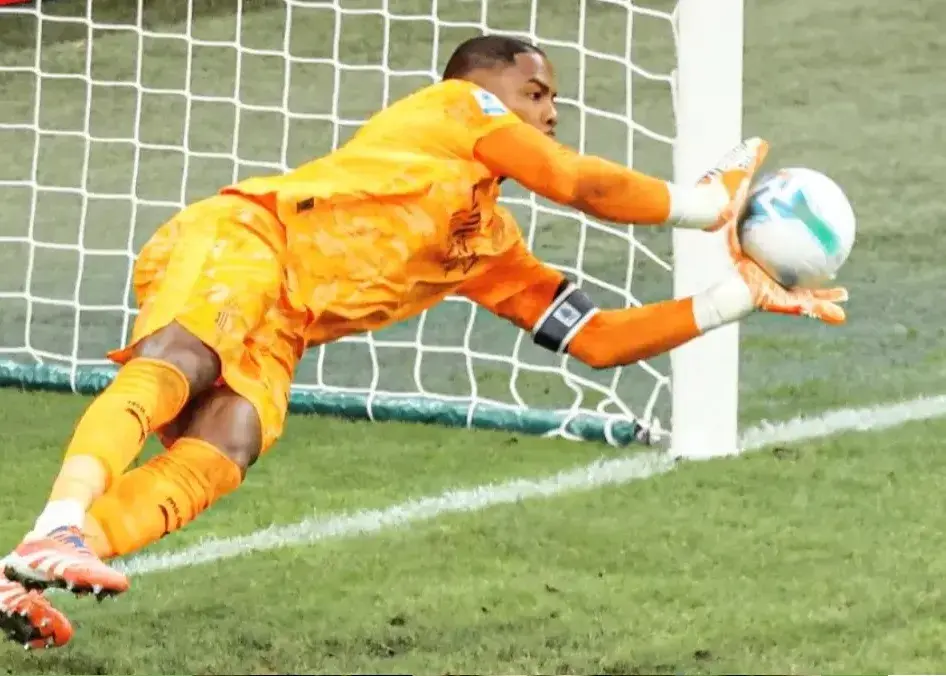 اعتماد به نفس بالایی داشتم/ مطمئن بودم پنالتی دیبالا را می‌گیرم