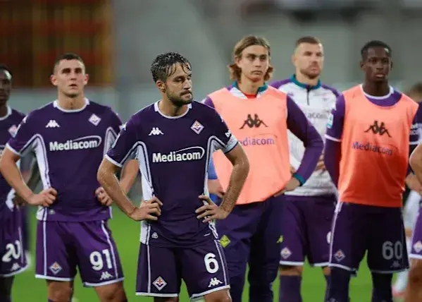 تیم افسانهای فوتبال جهان در خطر سقوط