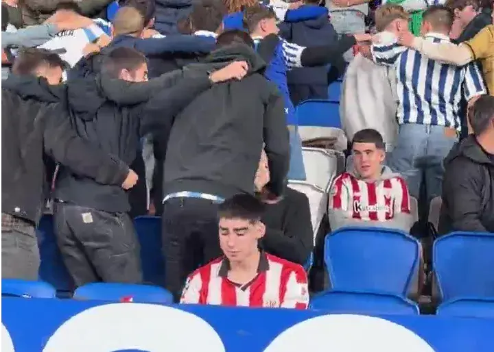 وایرال‌ترین صحنه هفته: چیپس خوردن در زمان خطر!