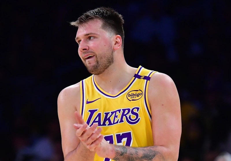 دانچیچ، ستاره طلایی و بنفش لیکرز