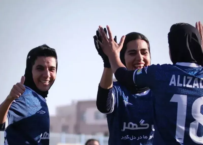 لیگ زنان: کورس قهرمانی در اختیار سه تیم