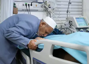 حرف‌های پدر صابر: برای پسرم دعا کنید