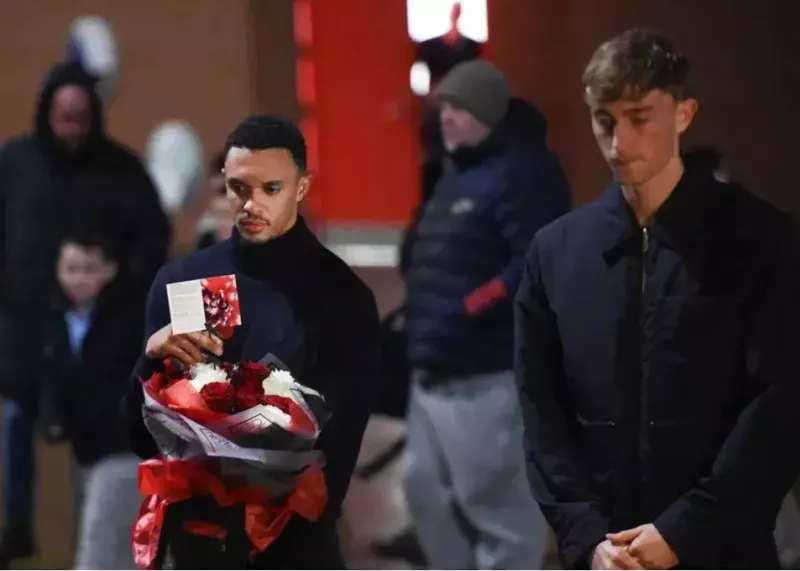 نامه احساسی آرنولد برای ژوتا: تنها قدم نخواهی زد