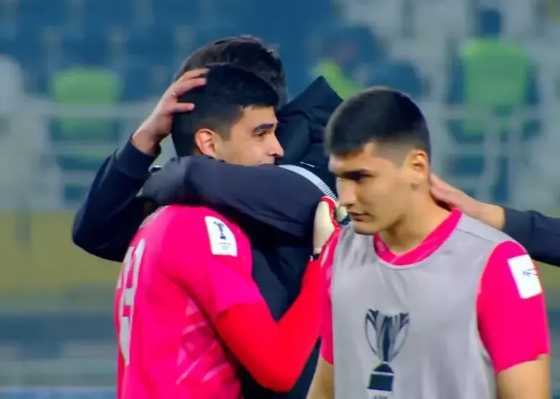 سپاهان گلر دوضربگیر آخال را بهترین کرد!