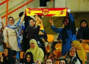 طلسم حضور زنان خوزستانی در ورزشگاه می‌شکند