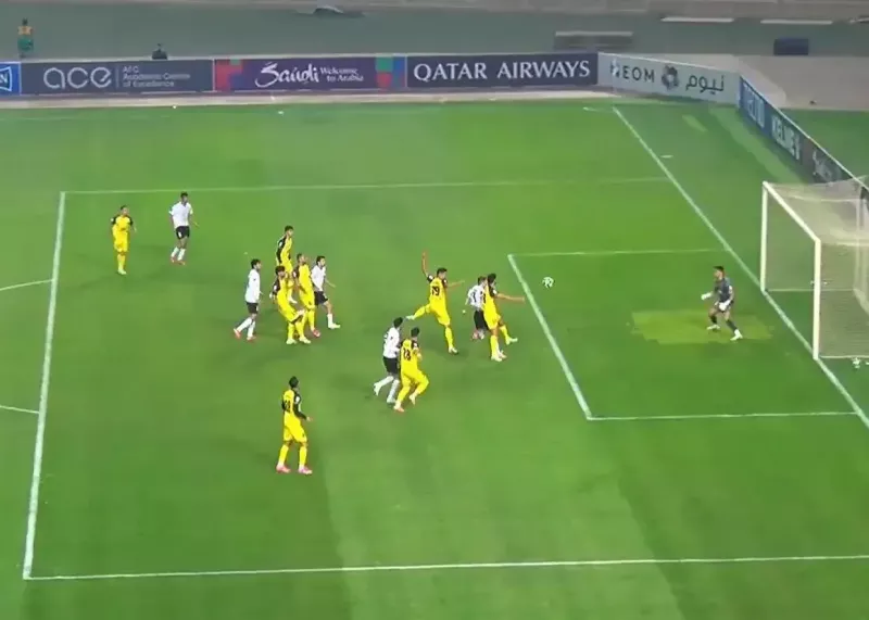 دو گل و کامبک آخال در نقش‌جهان!