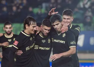 یاران حسیننژاد در یک قدمی صعود