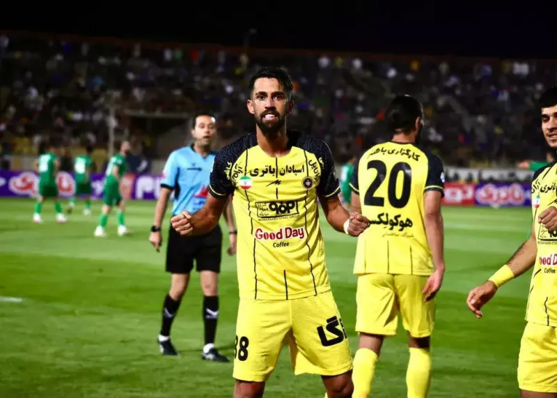 رضاوند گلزن، دور از قضاوت های یک طرفه!