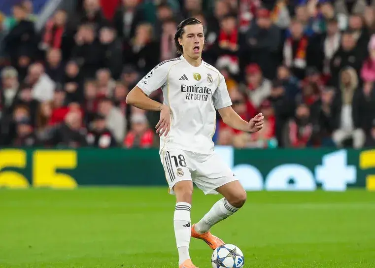 لحظه خندهدار خرید جدید رئال در آنفیلد!