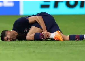 قاتل، متجاوز! قلب یک کشور فشرده شد