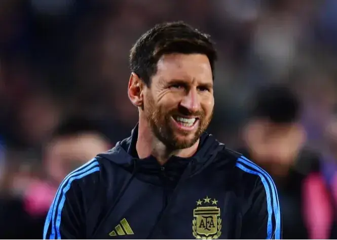 واکسنهایی که مسی باید برای سفر به آنگولا بزند