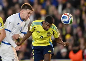 ایساک مصدوم دعوت شد، گیوکرش خط خورد!