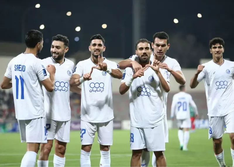 احمدی استقلال را به زندگی برگرداند