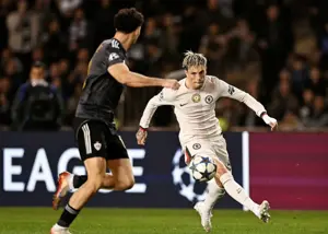 اعتراض به زاویه عجیب دوربین در بازی چلسی