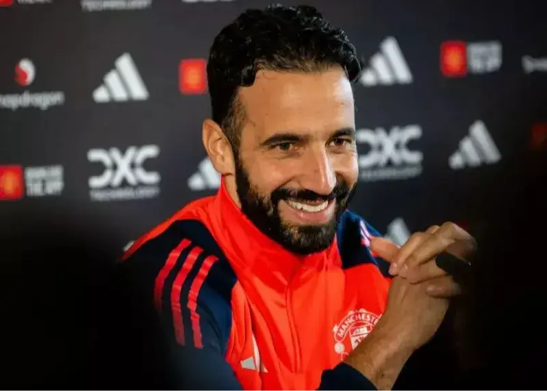 آموریم تغییر یونایتد را از پارکینگ شروع کرد!