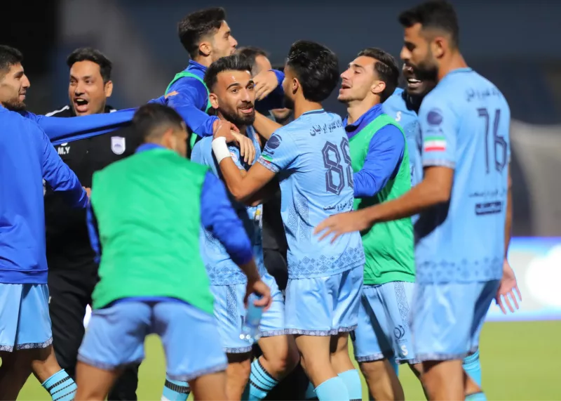 اتفاق تاریخی در انتظار چادرملو: صدرنشین غیرمنتظره