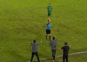 محرومیت سرمربی شمسآذر از بازی پرسپولیس