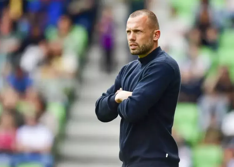 تبعات شکست سنگین برابر گالا: مربی آژاکس اخراج شد